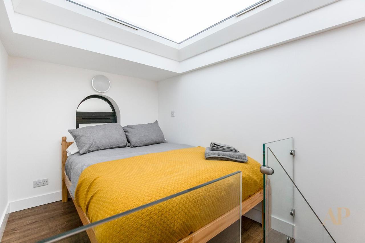 Split Level Studio Apartment In Camden London Exterior foto