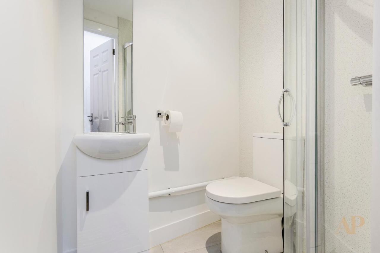 Split Level Studio Apartment In Camden London Exterior foto